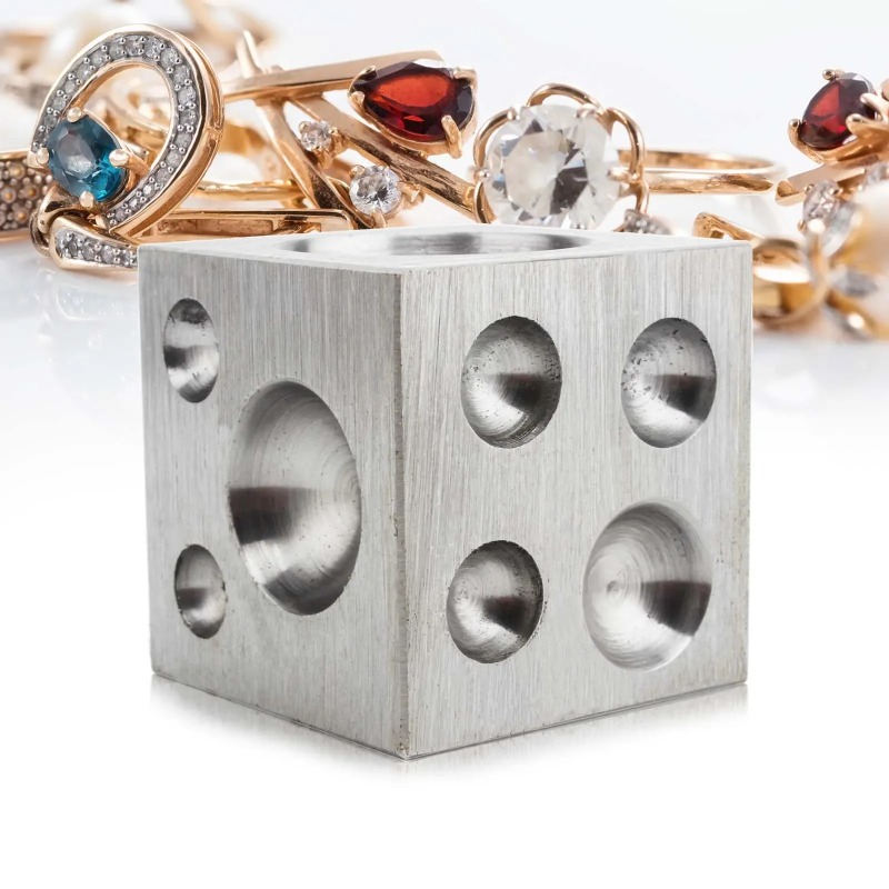 Matriz de Punção Quadrada de A - Jewelry Making Process avaliação e preço